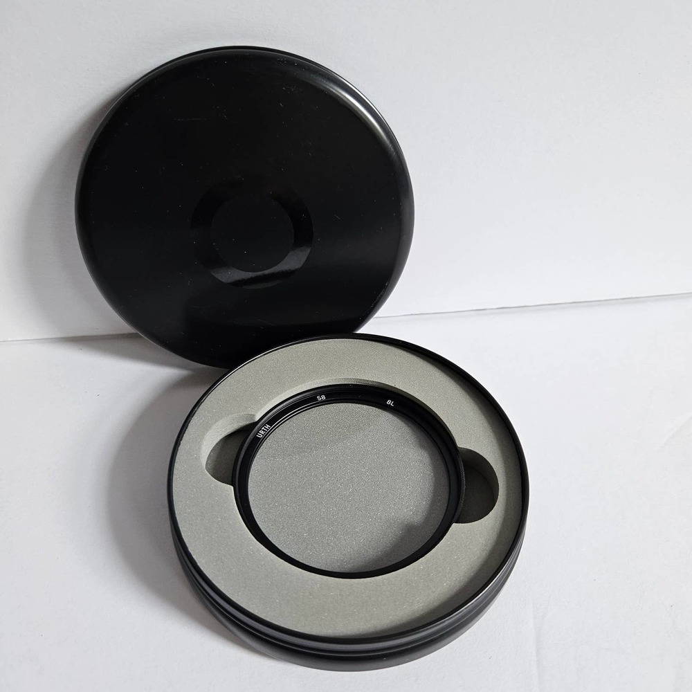 URTH 58mm UV Lens Filter 8L Screw‎ In With Metal Case